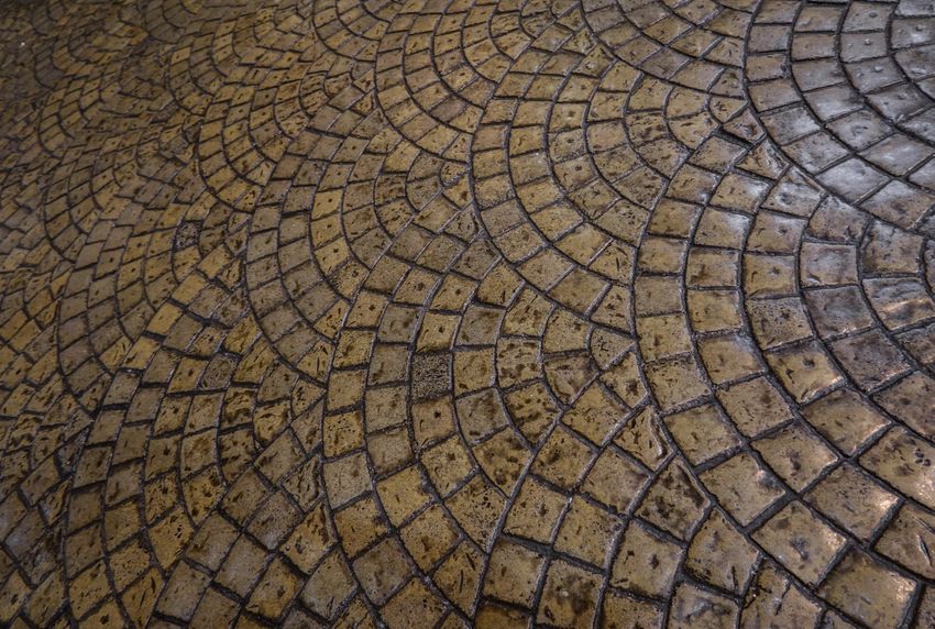 Cobblestone stamped concrete pattern in Clovis